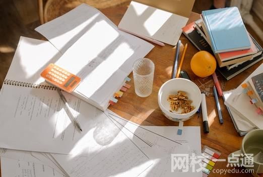 上長安大學的計算機好還是上重郵的計算機專業好？