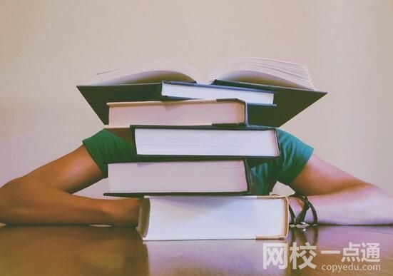 2022高鐵學校學費多少錢 高鐵專業學校收費標準是多少錢一年？