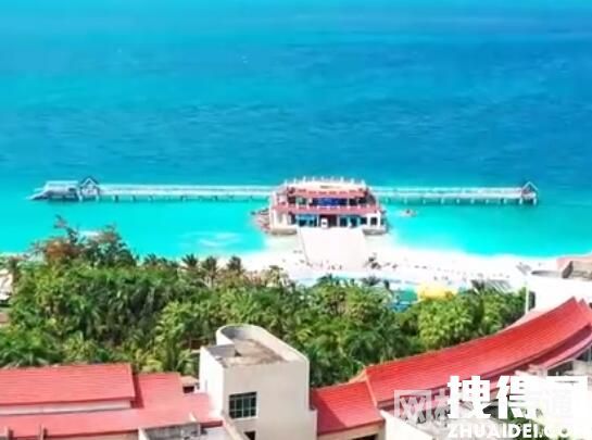 三亞現(xiàn)狀:車(chē)流稀少 街上白馬奔跑 為什么人這么少？