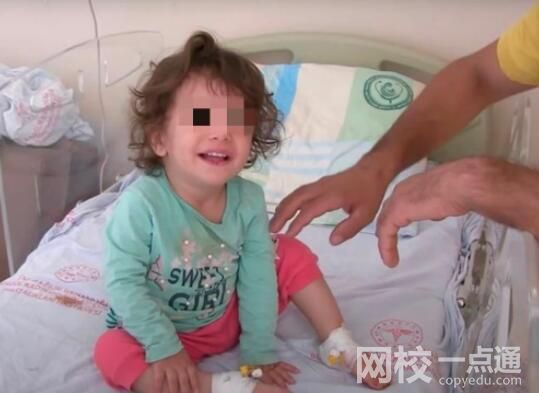 土耳其2歲女童遭蛇咬后咬死蛇 到底是什么情況？
