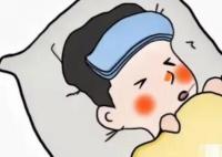 18歲男生高燒3天不退確診接吻病 已連續高燒3天喉嚨也疼
