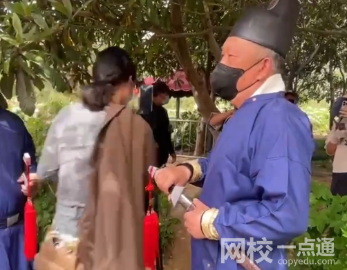 這株牡丹有“帶刀侍衛”24小時守護 究竟是怎么回事？