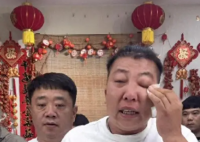 東北雨姐哭了:有問題傾家蕩產(chǎn)都賠 為什么引爭議？