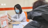女兒陪媽媽看病被醫生看出腦瘤 這真是神醫啊