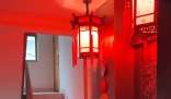 男子家門(mén)口布置風(fēng)水陣嚇壞鄰居 究竟是怎么回事？
