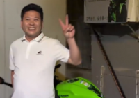50歲爸爸的機車夢被6個子女實現(xiàn)了 這也太感人了