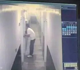 酒店回應男子通卡刷開3名女子房間 究竟是怎么回事？